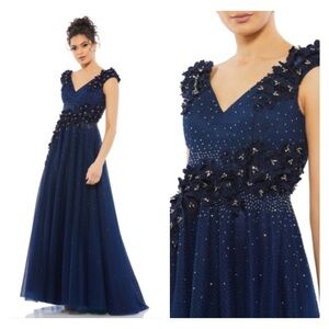 Mac Duggal 11152 NWT FLORAL APPLIQUE A-LINE EVENING GOWN